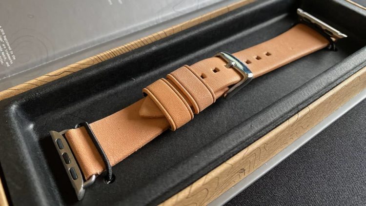 AppleWatch用レザーバンド NOMAD Modern Strap