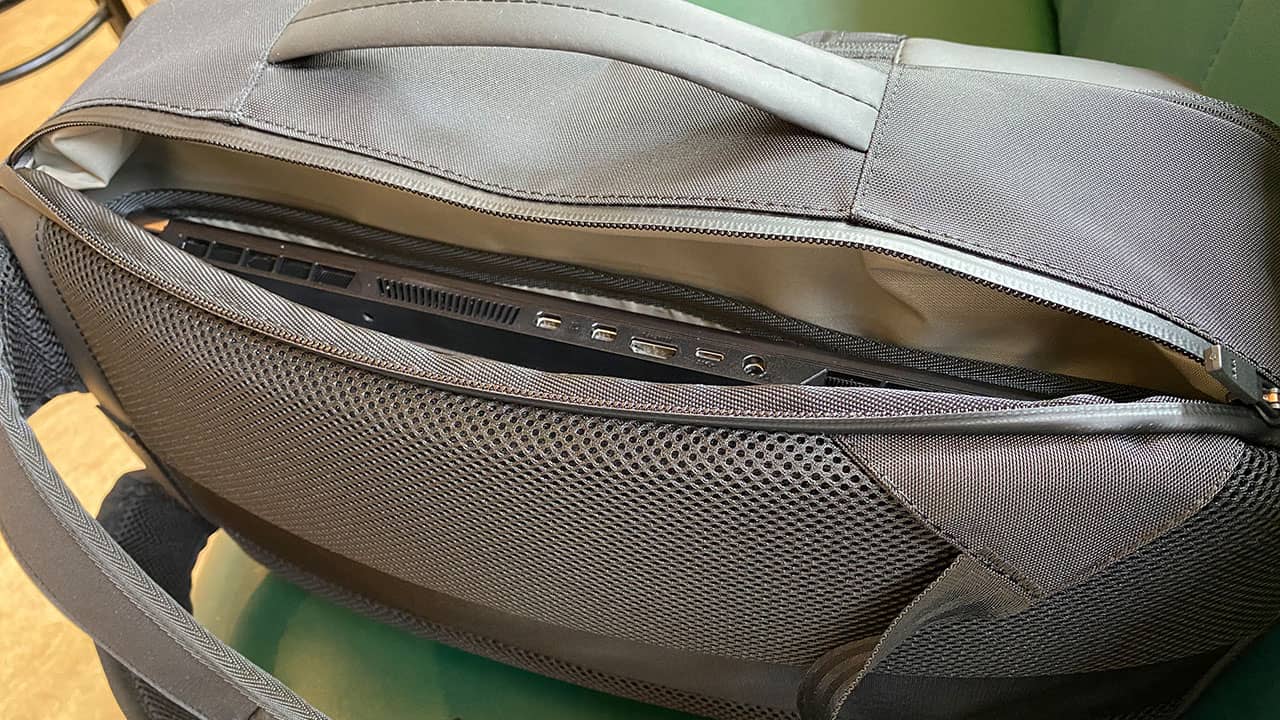 OPPOSETHIS Invisible CARRY-ON backpack