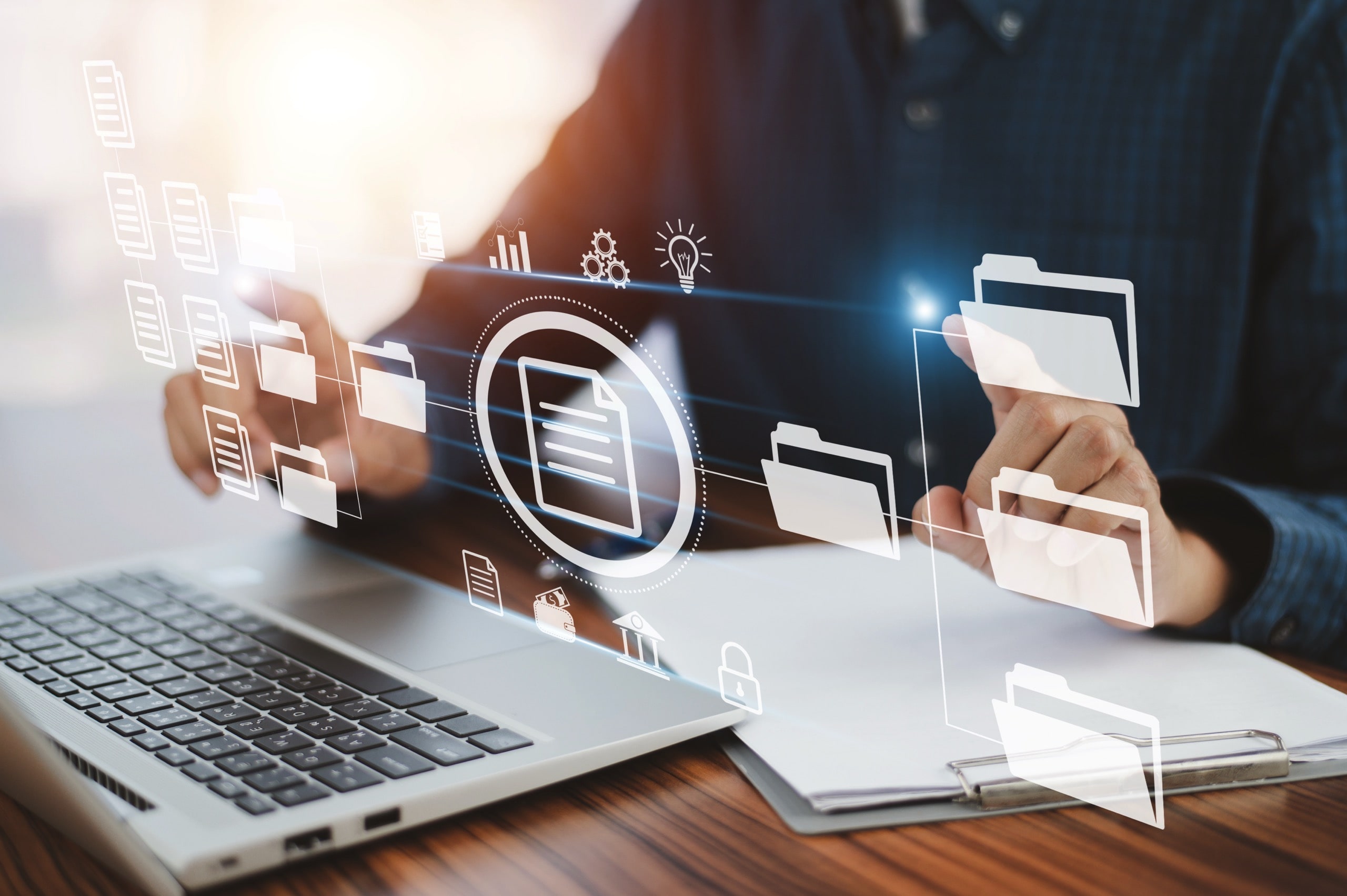 iPhone・iPad・PCの「データ置き場」としてNASを活用するコツ