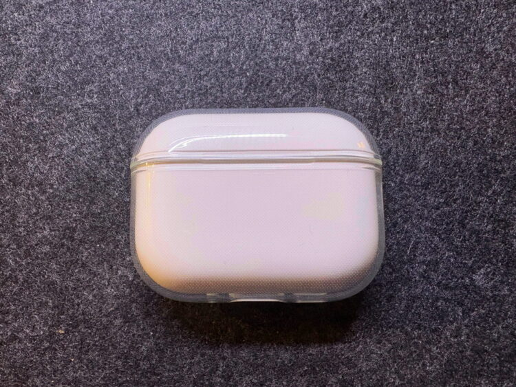 Airpods Pro 3 クリアケース