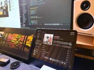 iPadのあるデスク環境