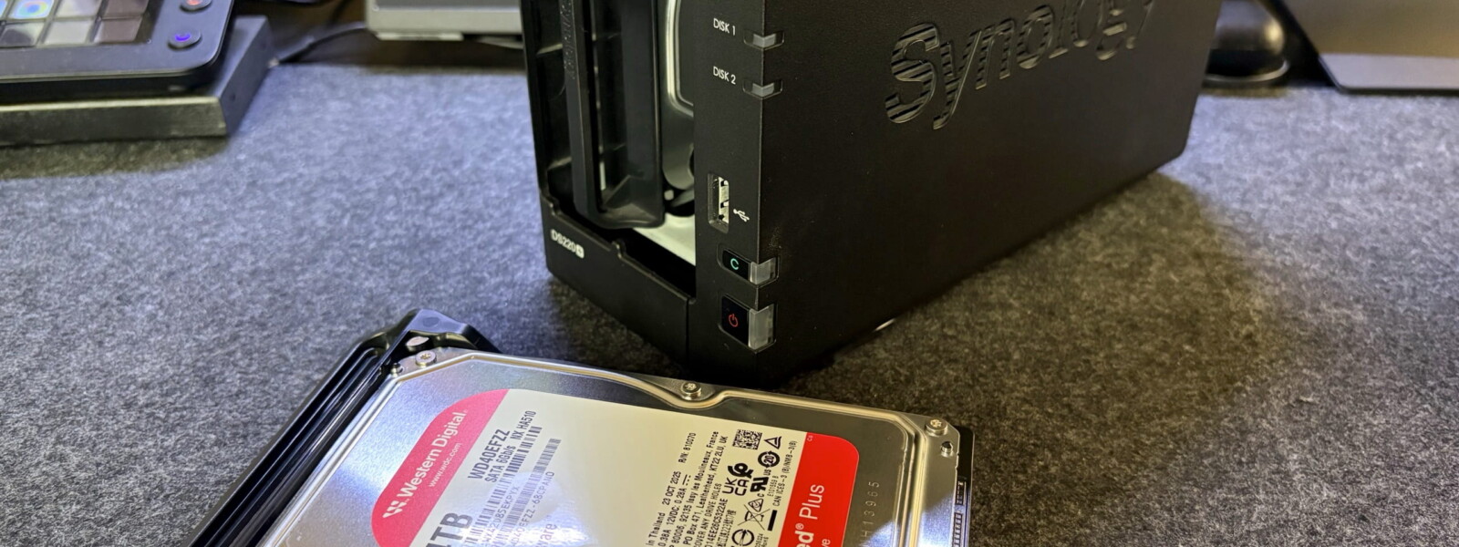 Synology NASとHDD