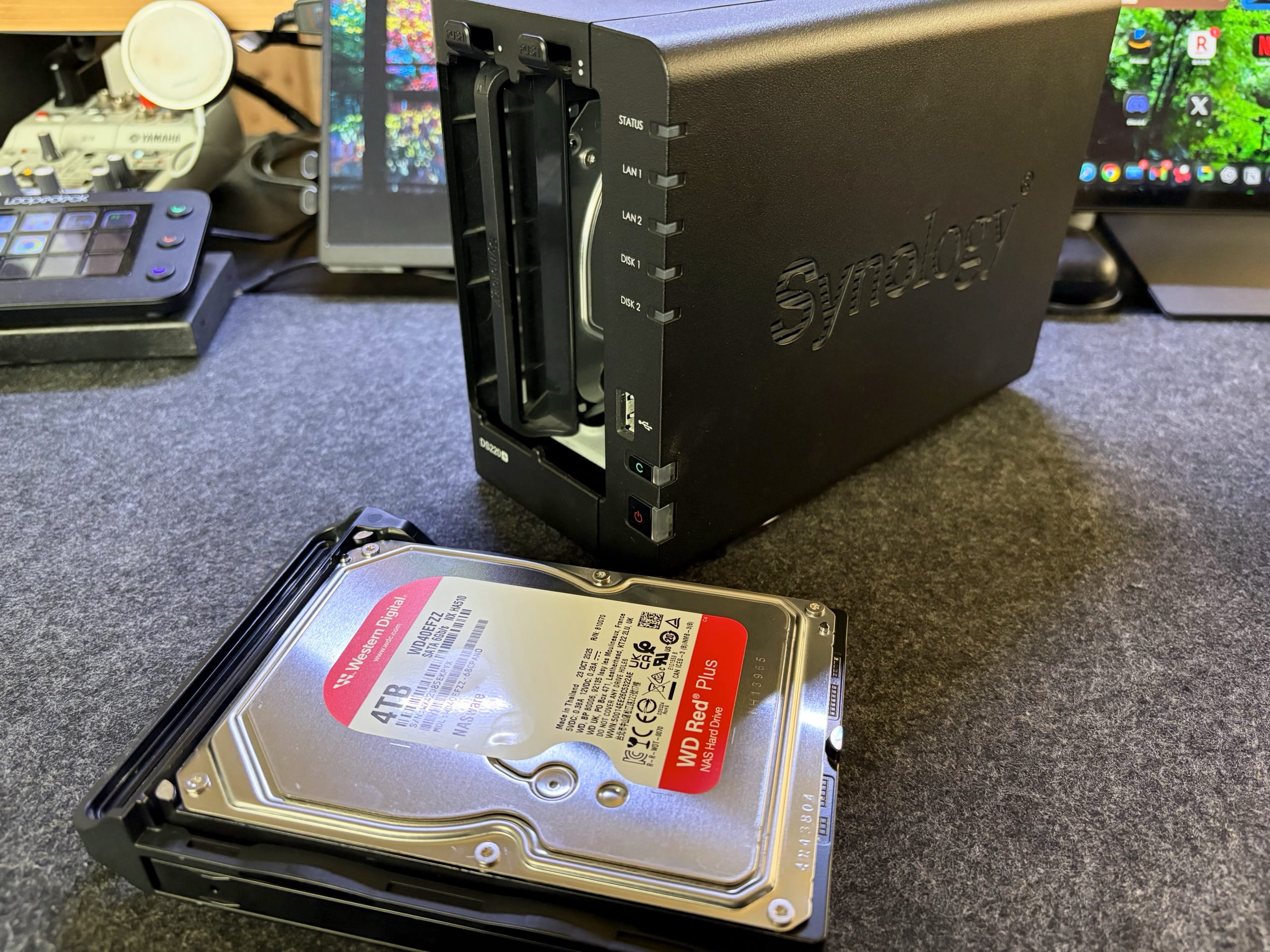 Synology NASとHDD