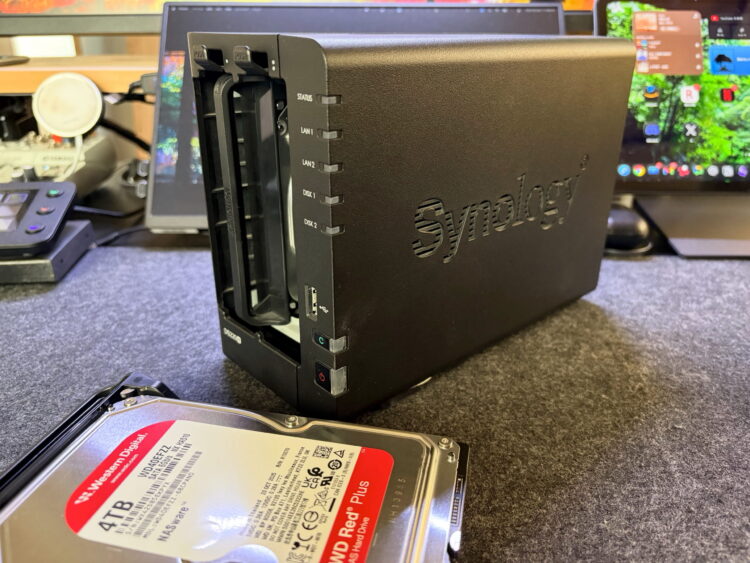 Synology NASとHDD