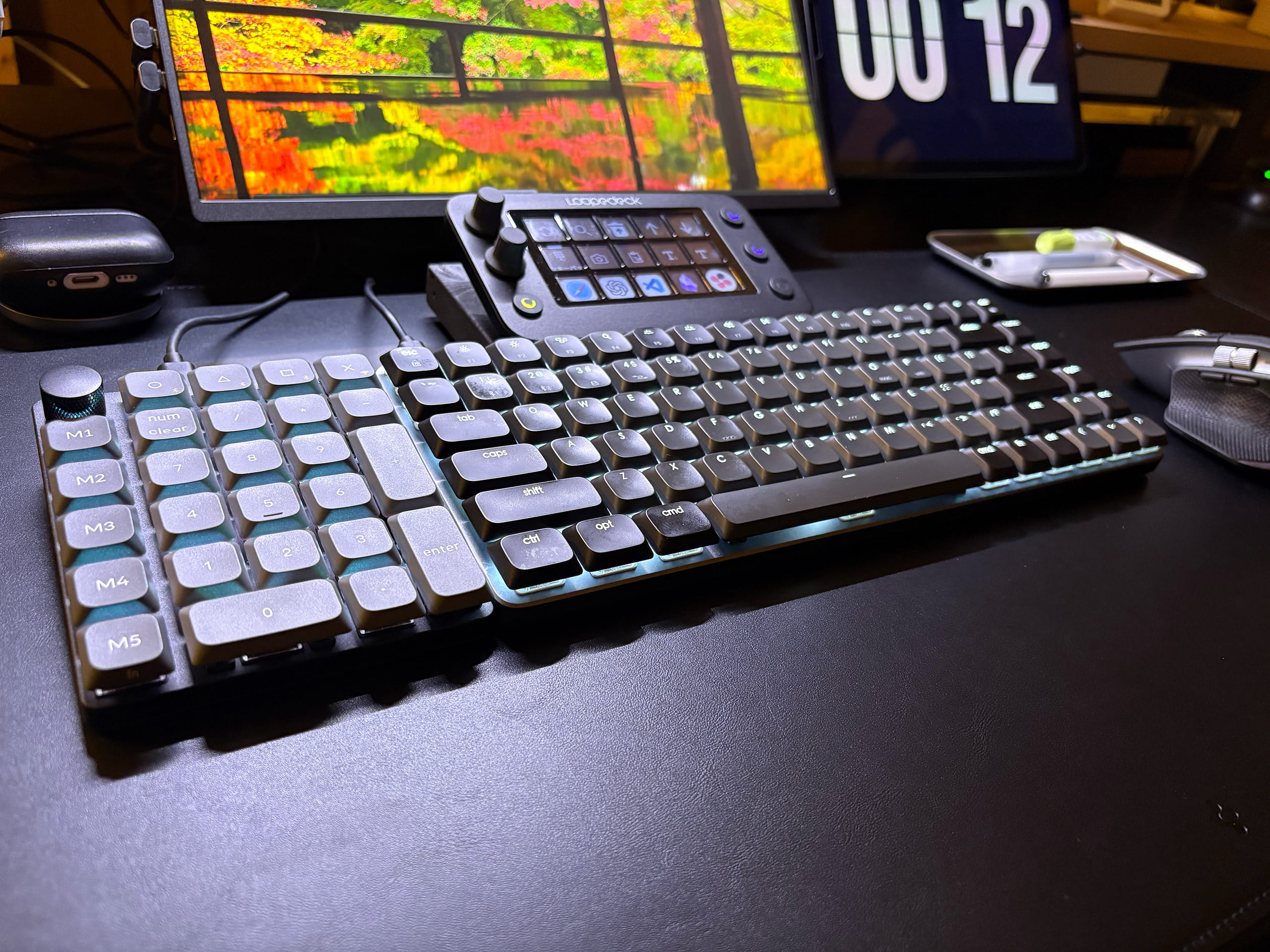 レザーデスクマットはマウスパッド代わりになる？フェルトから乗り換えて分かった違い