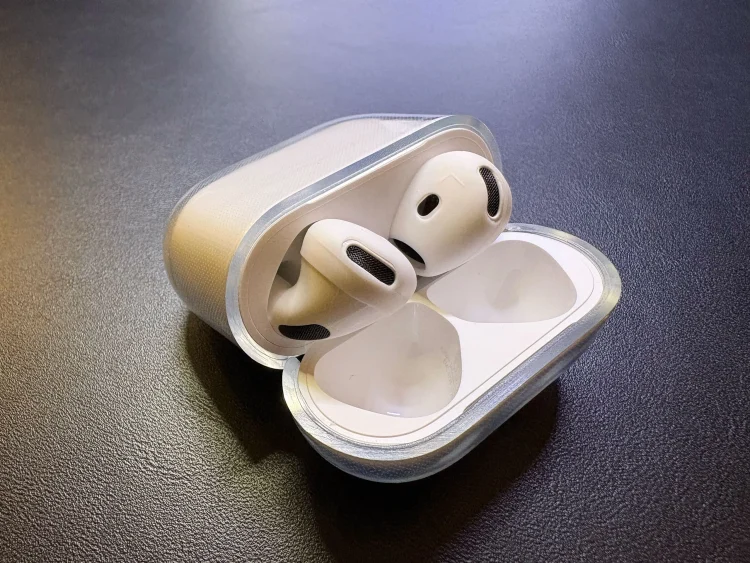 AirPods 5 クリアケース