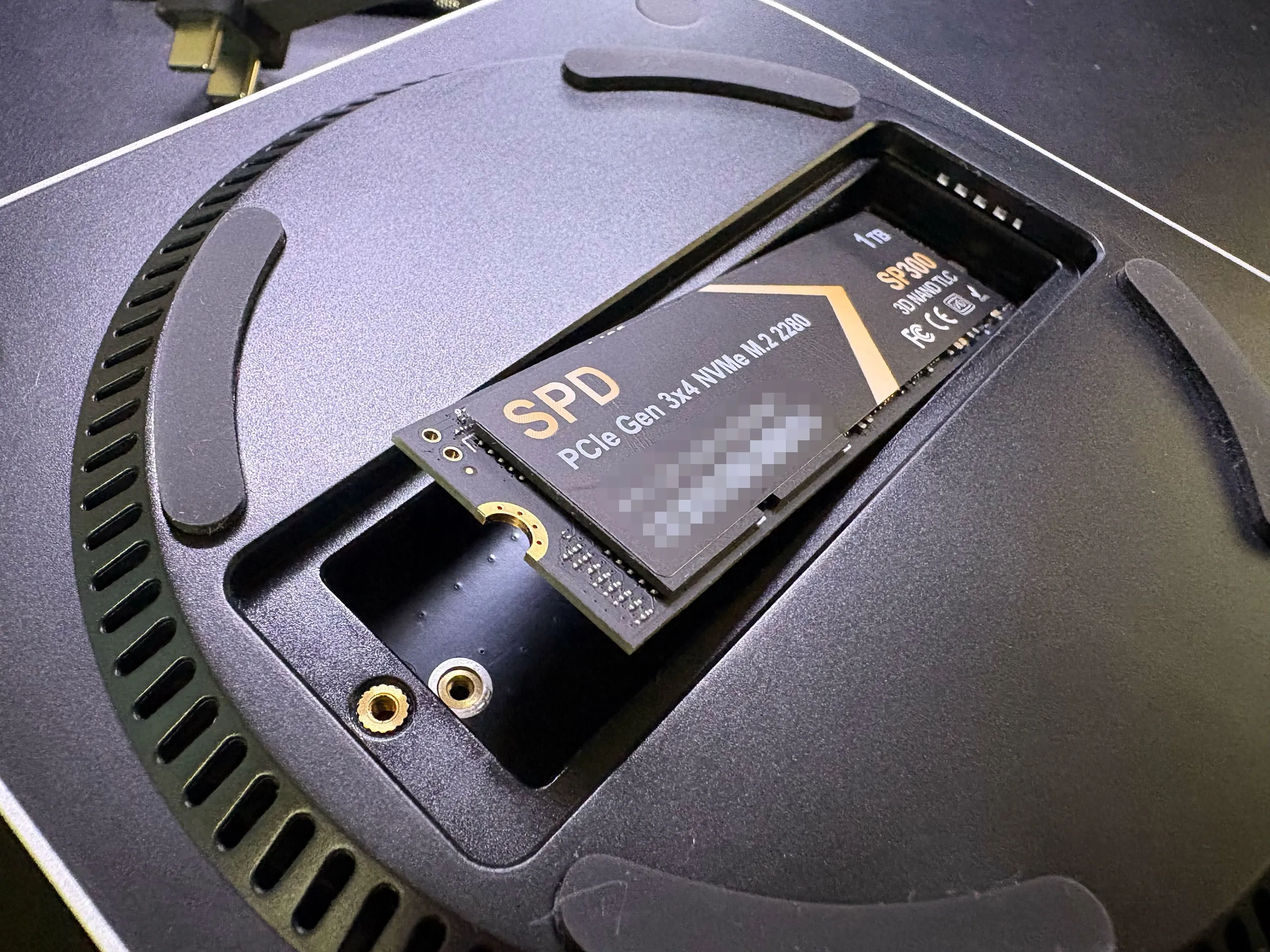 2万円台のNVMe SSDはMac miniで使える?SPD SP300 1TBを10Gbpsで実測