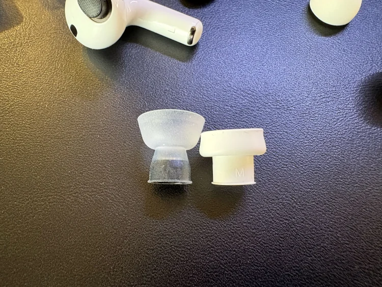 SednaEarfit MAXとAirPods Pro 3純正イヤーピースの比較