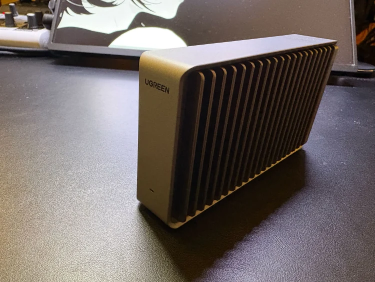 UGREEN M.2 SSD 外付けケース