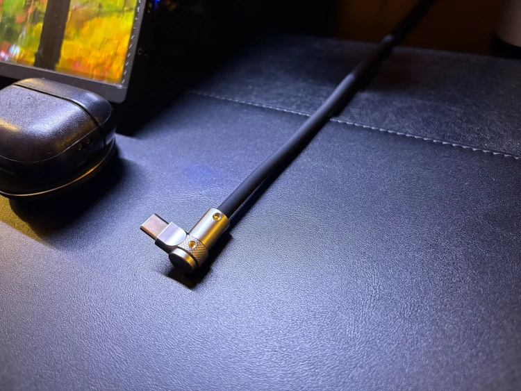 ChubbyCable USB-C ケーブル L字